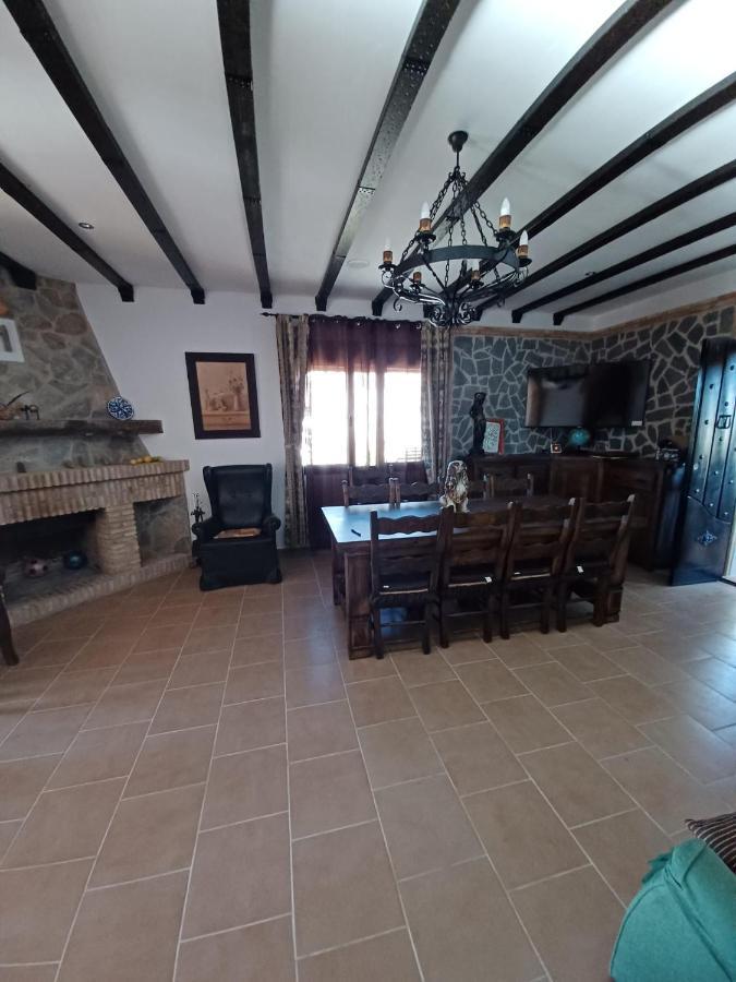 Villa Martinez Alquiler Rural Isabel Alcalá del Valle Exteriér fotografie