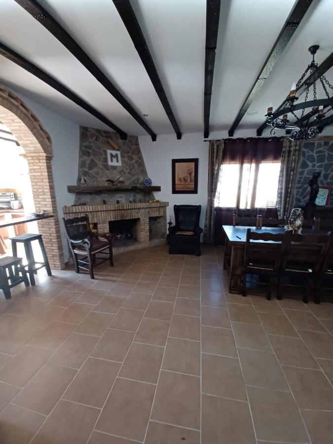 Villa Martinez Alquiler Rural Isabel Alcalá del Valle Exteriér fotografie